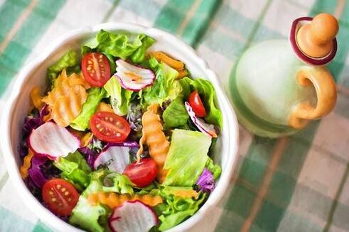 barazki entsalada keto dietan
