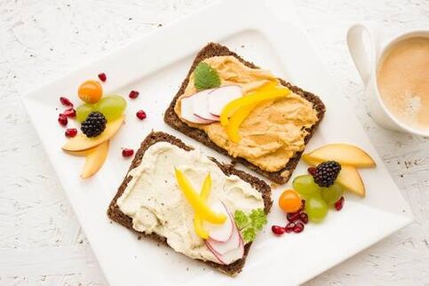 ogitartekoak eta fruta keto dietan
